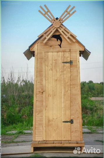 Дачный туалет деревянный с установкой рош 724