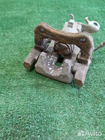 Суппорт задний правый рено меган 2