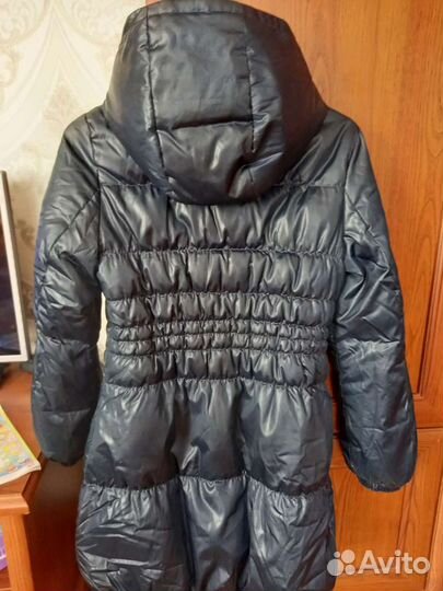 Пуховик для девочки Benetton