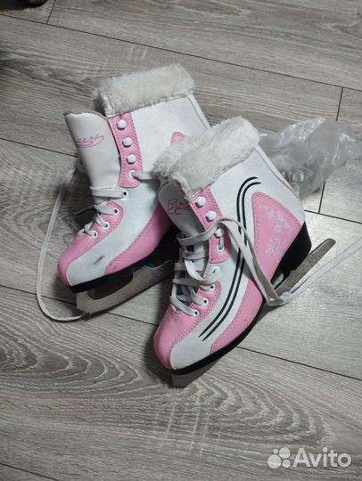 Коньки фигурные детские