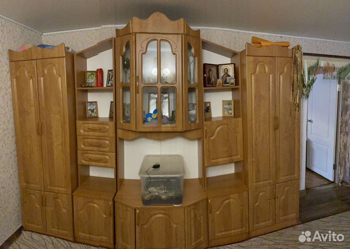 Стенка в гостиную