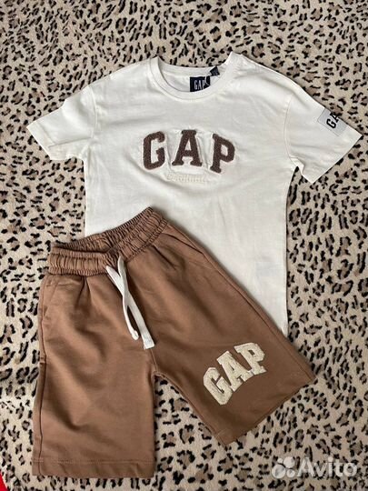 Костюм шорты с футболкой