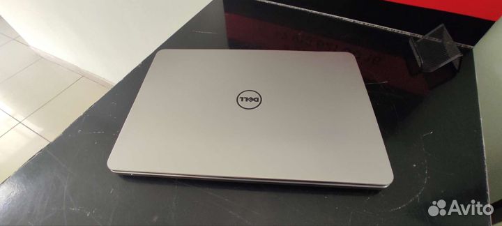 Ноутбук Dell 7537