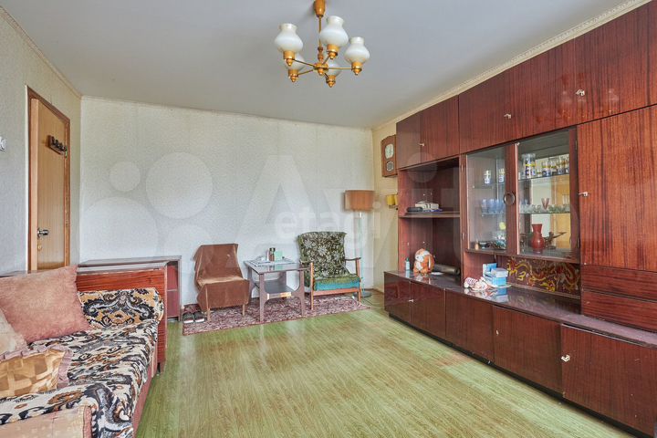 2-к. квартира, 53 м², 4/10 эт.