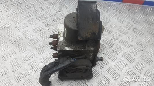 Блок ABS jeep grand cherokee WK2 (MML06KW01)