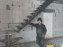 Металлический каркас лестницы сделаем в срок