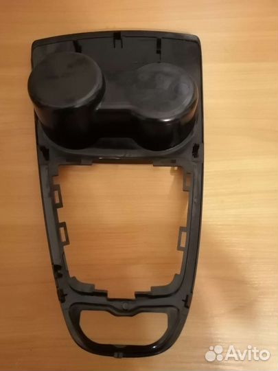 Подстаканники Лада Веста старого образца