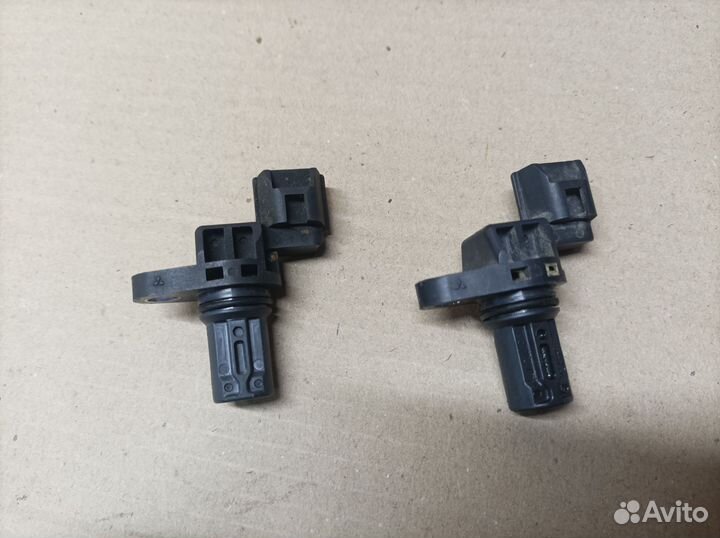 Датчик положения распредвала Mitsubishi J5T30771