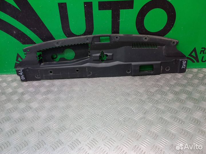 Кожух замка капота Mitsubishi Outlander 3 2012-Нв