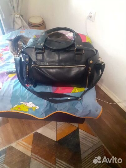 Спортивная кожаная сумка,дорожная