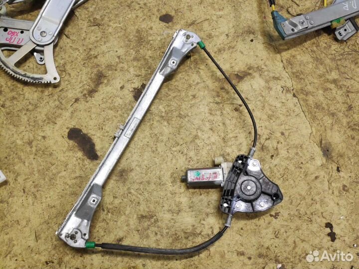 Стеклоподъемник левый Рено Симбол2 8200169093