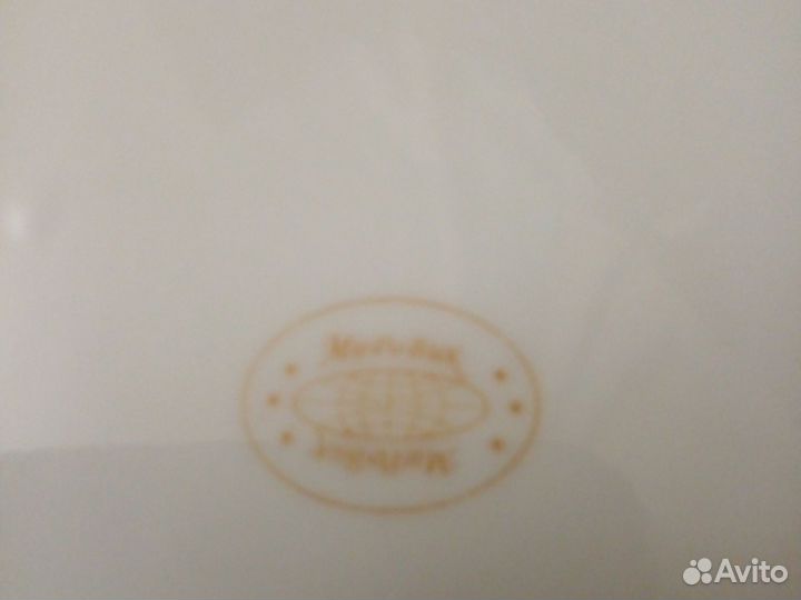 Фарфоровые подносы для торта