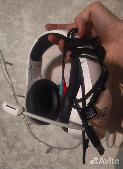 Игровые наушники с микрофоном