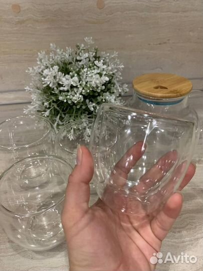 Набор новый чайник и 4 стакана