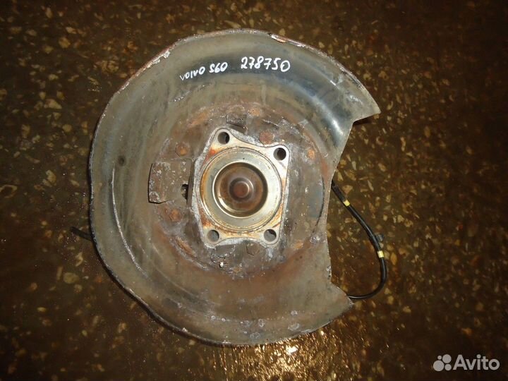 Кулак поворотный задний правый