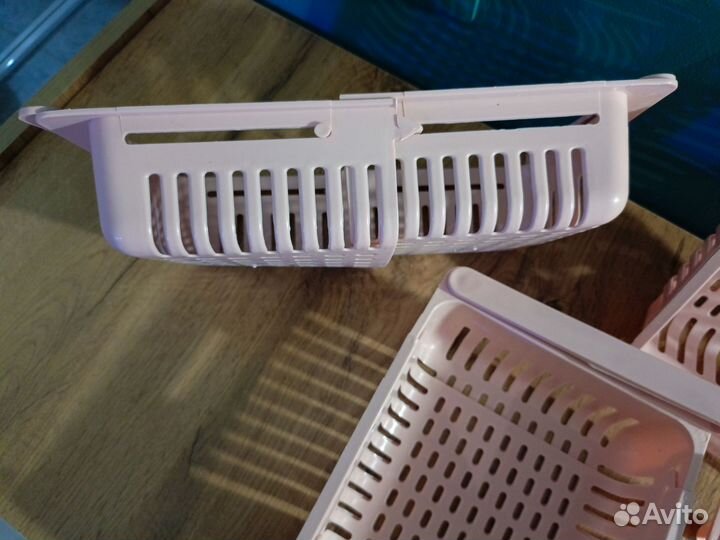 Корзины на стекло холодильника
