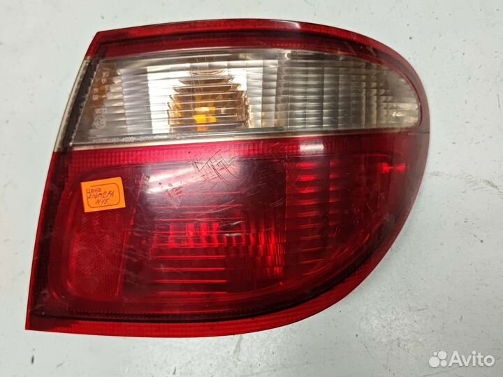 Задний правый фонарь Nissan Almera n16