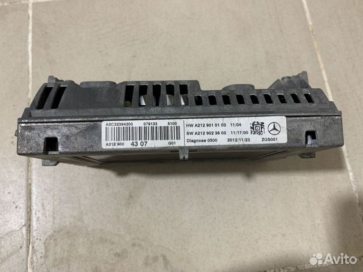 Центральный дисплей монитор Mercedes W212 2010г