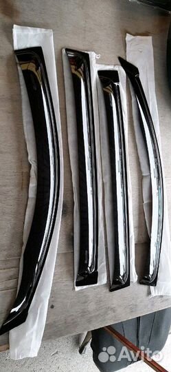 Дефлекторы / ветровики на все модели авто