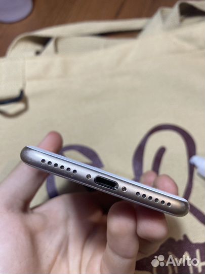 Телефон iPhone 7 32gb