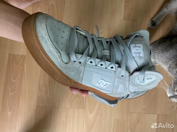 Кеды(сникерсы)