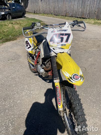 Suzuki rm250