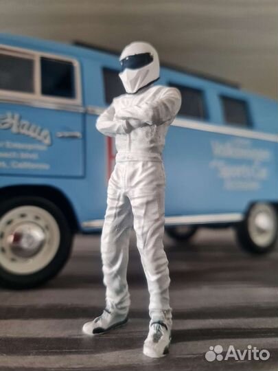 Фигурка 1/24