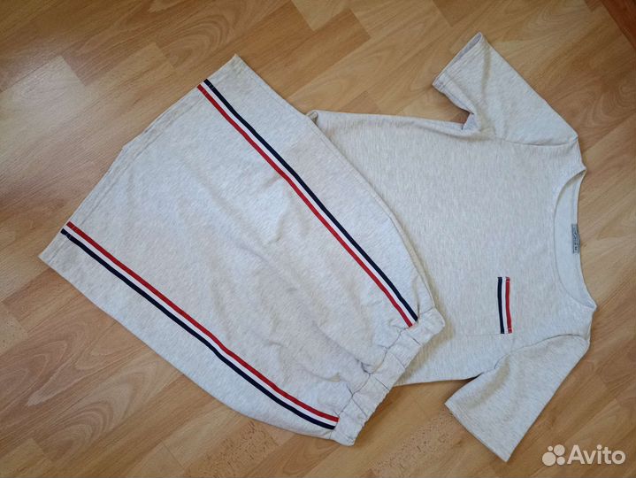 Костюм женский