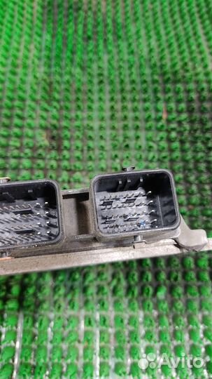 Блок управления двс Nissan Tiida 2008