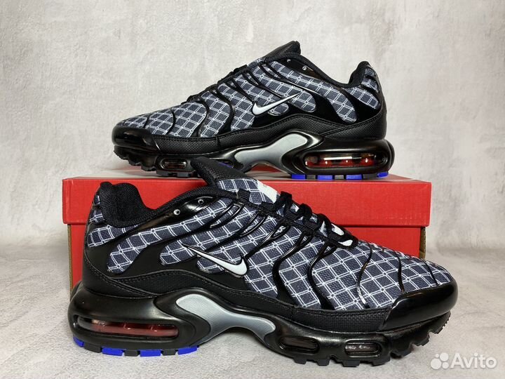 Кроссовки Nike Air Max Tn Plus