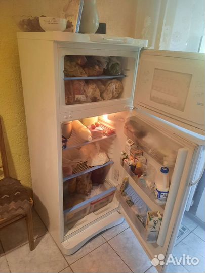 Холодильник indesit