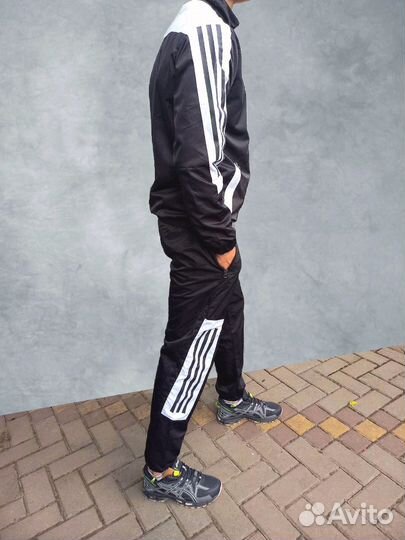 Спортивные костюмы Adidas