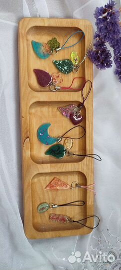 Брелки и подвески на телефон