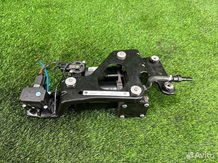 Компрессор подвески Bmw X5 E70 N52B30 2007