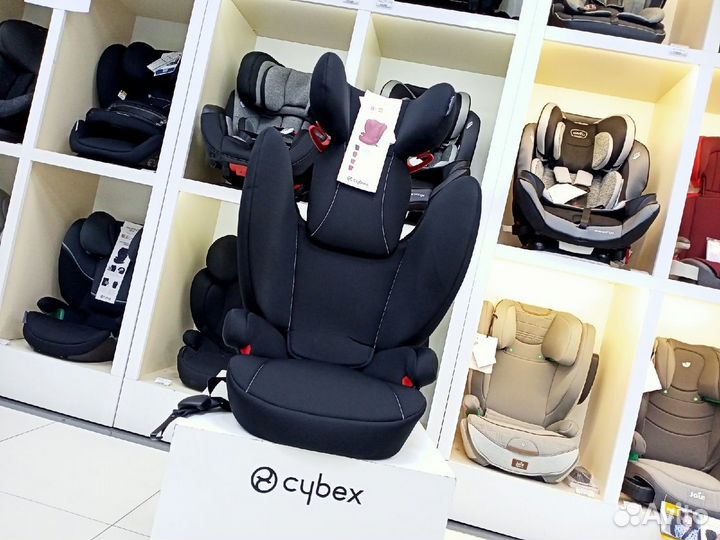 Автокресло 15-36кг изофикс Cybex B-Fix Black