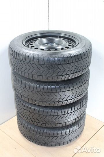 Goodyear UltraGrip SUV 215/65 R17 99V