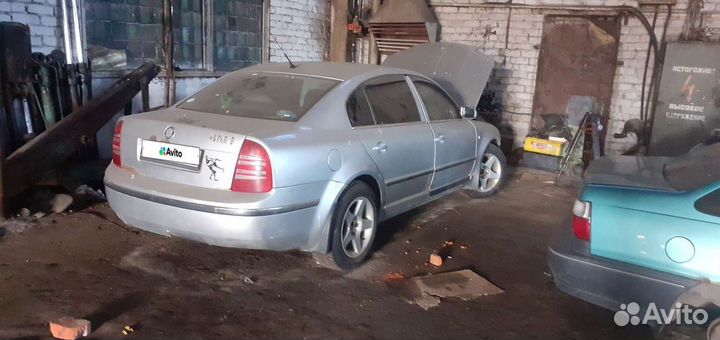 Skoda Superb 2.5 МТ, 2002, 260 000 км