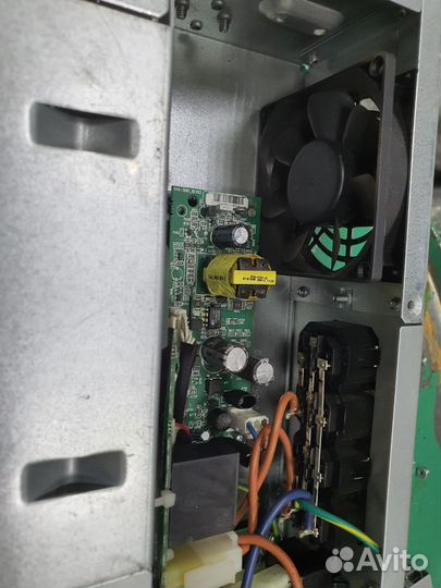 Ибп APC SMT1500RMI2U