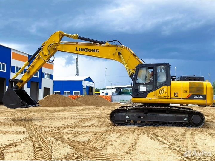 Гусеничный экскаватор LiuGong CLG922E, 2023