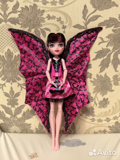 Куклы Монстер Хай Дракулаура