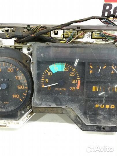 Спидометр Mitsubishi Fuso Fighter FK417 6D16 1990