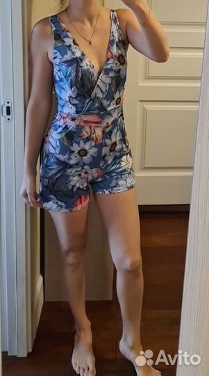 Италия Комбинезон шорты стрейч 42-44