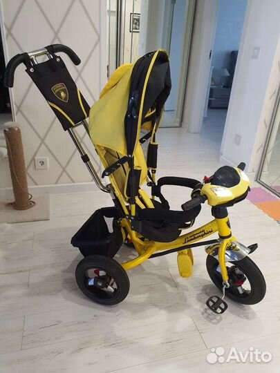 Трехколесный велосипед