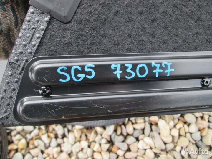 Пол багажника Subaru Forester SG5 EJ202 2003/10