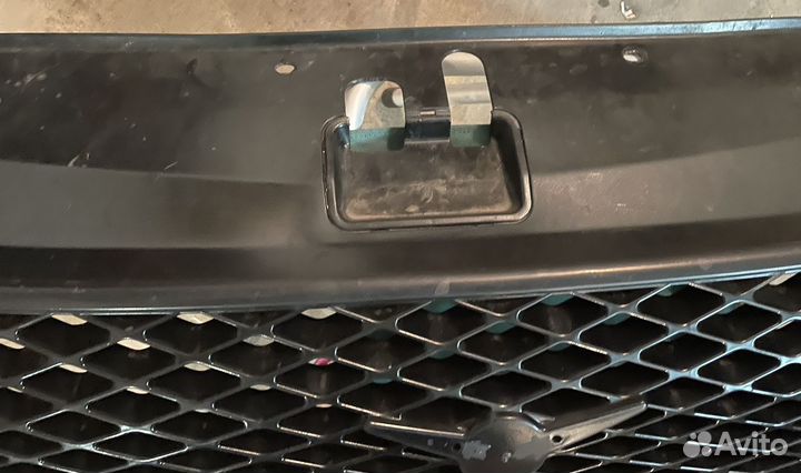 Решетка радиатора на УАЗ патриот 2010г