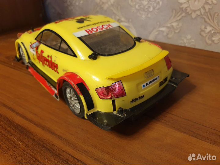 Радиоуправляемая машина для дрифта