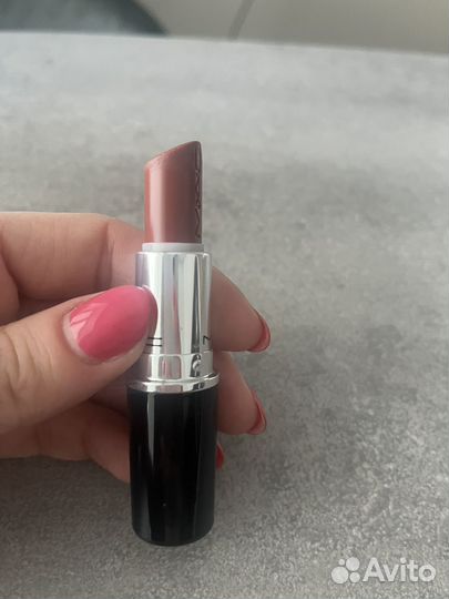 Помада mac 543 posh pit