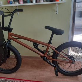 BMX Stern Shaman