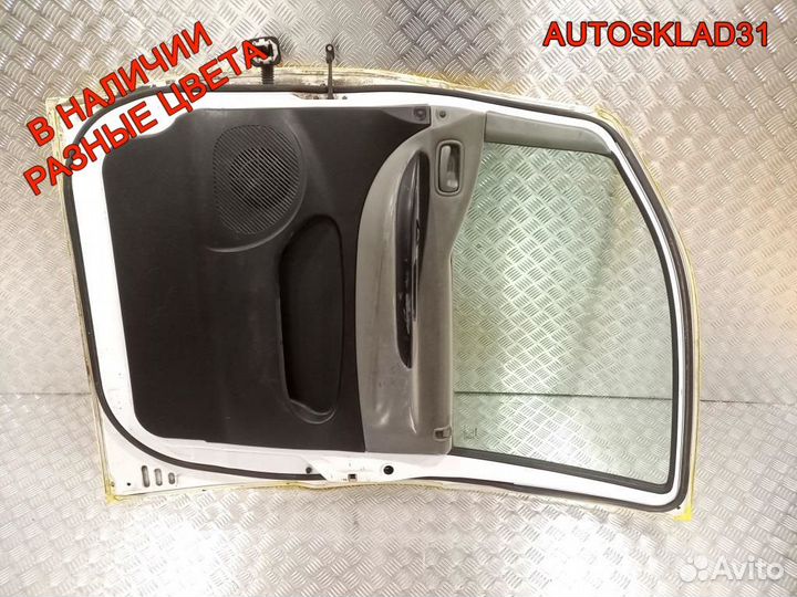 Дверь передняя правая Hyundai Starex H1 760044G000