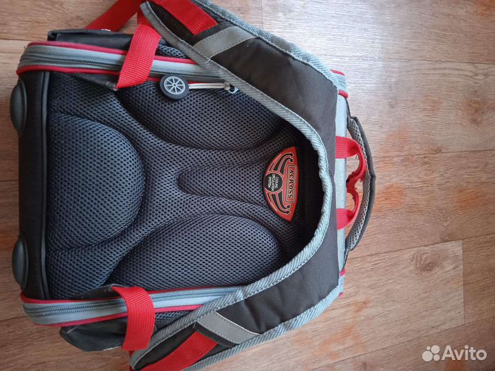 Школьный рюкзак